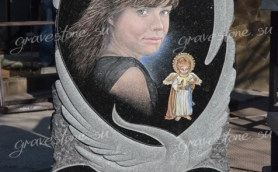 Граверный портрет мамы с ребенком в виде ангелочка